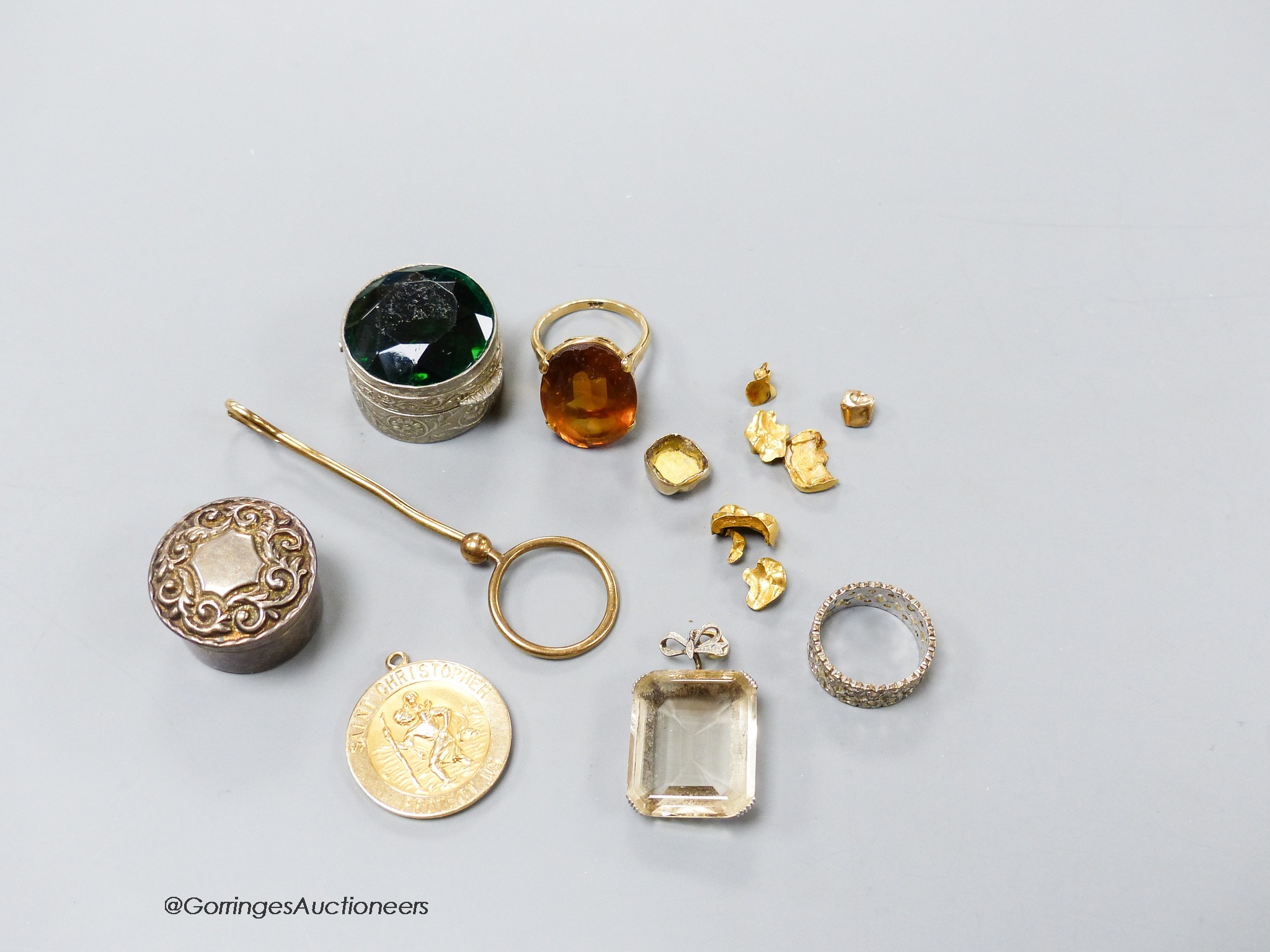 Mixed jewellery etc. including a 14k St. Christopher pendant, 7.3 grams, dental yellow metal, a 9ct gem set ring, gross 7.5 grams etc.